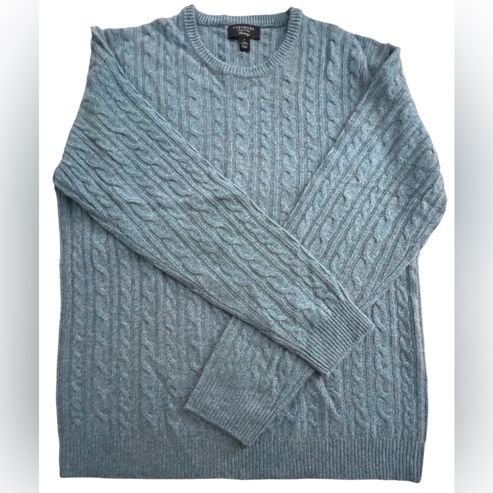 Cashmere Club Room Luxury 100% Cashmere Classic Cable Knit Crewneck Sweater